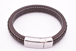 Parisi Armband - Geflochtenes Braunes Lederarmband - Edelstahlverschluss - Damen - Herren - Inkl. Weiße Schmuckschachtel